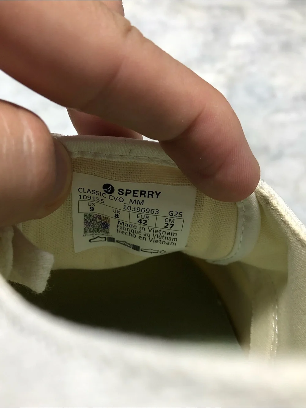 Sperry minimalist off